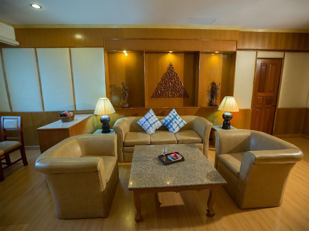 Phrae Nakara Hotel מראה חיצוני תמונה