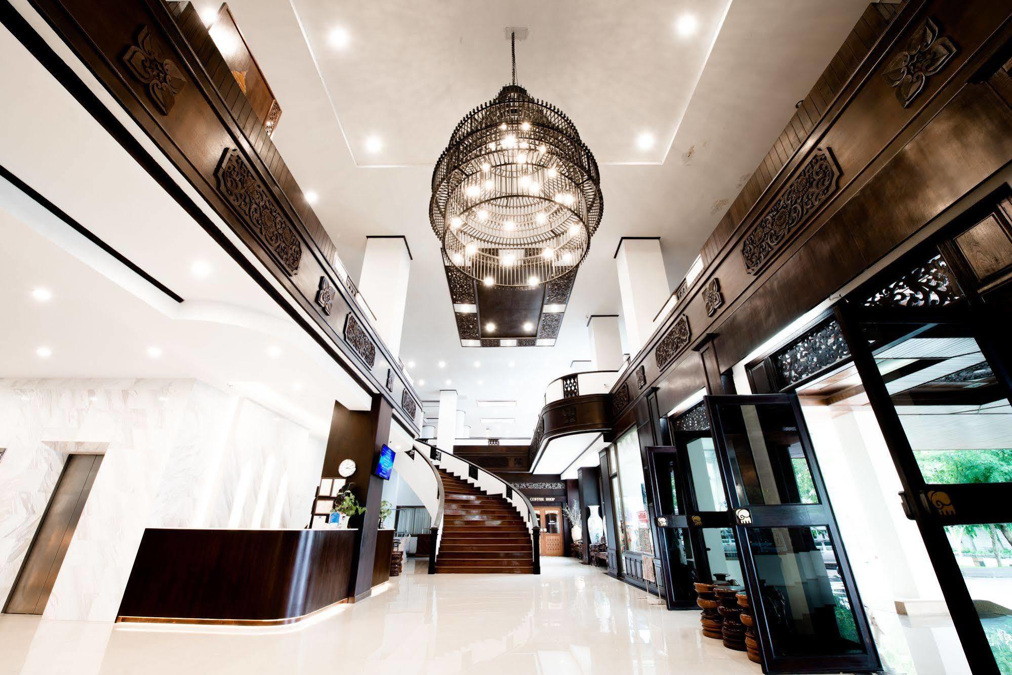 Phrae Nakara Hotel מראה חיצוני תמונה